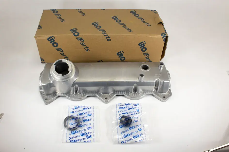 URO Engine Valve Cover - 038103469E Deal