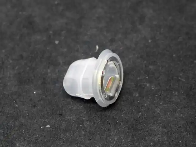 Vaico 51458161557, V201223 Interior Panel Retainer; Clip - BMW Fresh Stock
