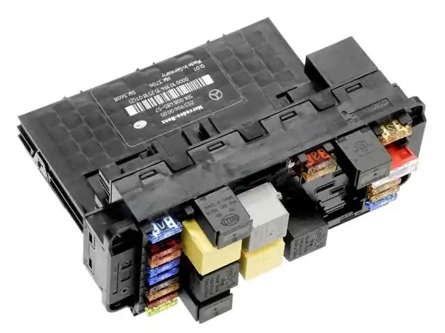 No Minimum Order Hella 2039060005, 008485587 Relay Control Module; SAM Control Unit plus Front Fuse Panel - Mercedes