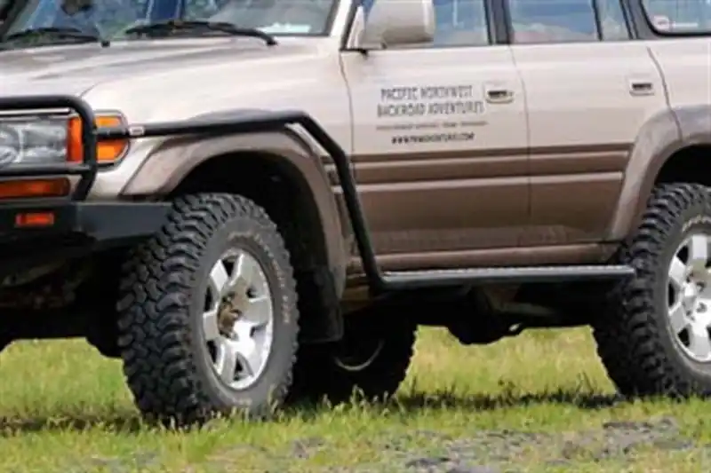Flash Sale ARB Deluxe Side Rail & Step S 80Ser W/Flr