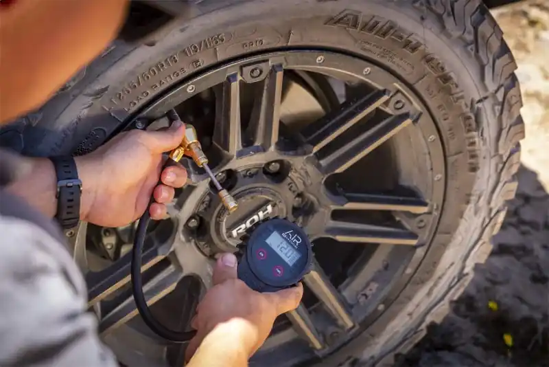ARB E-Z Deflator Digital Gauge with Extended Valve Express Delivery